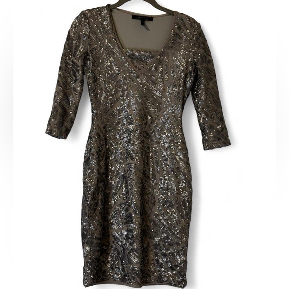 BCBGMaxAzria Dresses & Skirts - BCBGMaxAzria Metallic Sequin Long Sleeve Dress